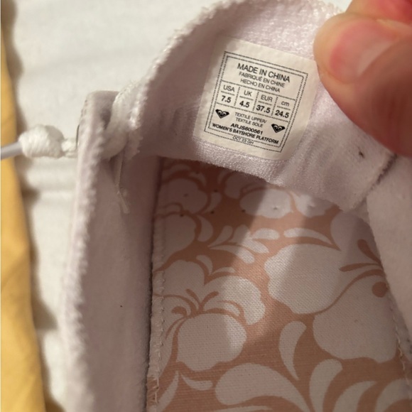 Roxy bayshore sneakers New 7.5 - Picture 6 of 7